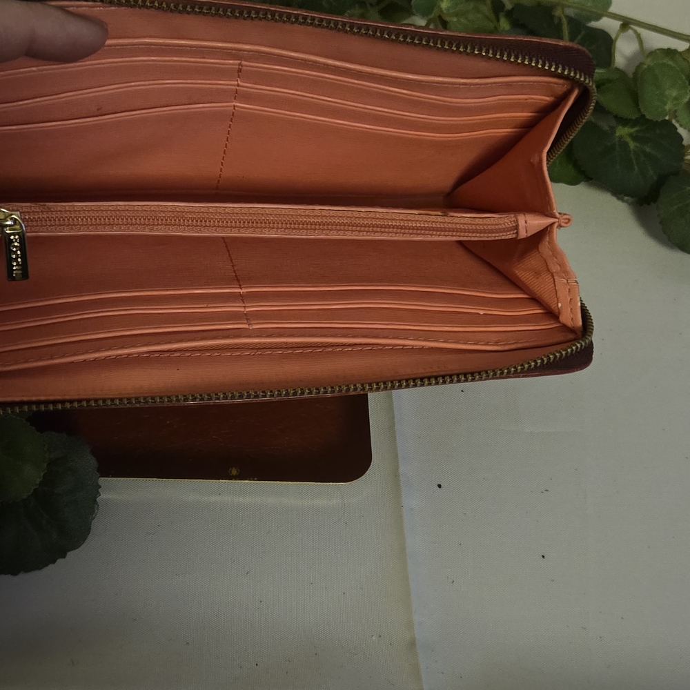 Fossil Wine Red Leather Zip Around Wallet Issue No 1954 Burgundy Continental Wal - Picture 6 of 9